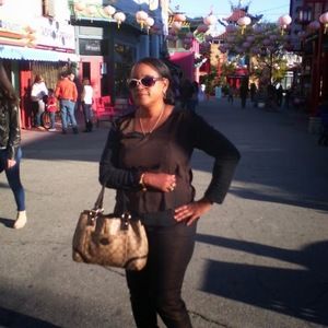 Meet your Posher, Leshia